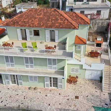 Apartment 1 Bedroom Awesome In *